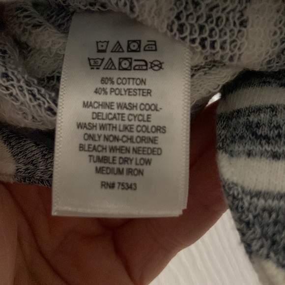 Akini stripped jersey like mini skirt size Large - Picture 6 of 8